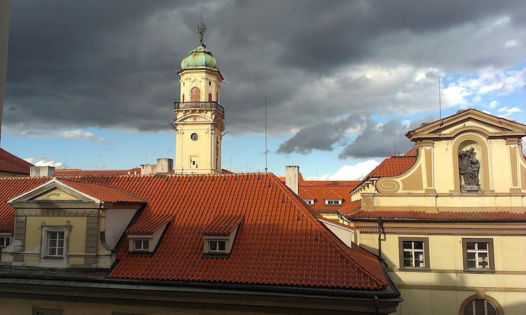 Charles IV Apartments Praha Bagian luar foto