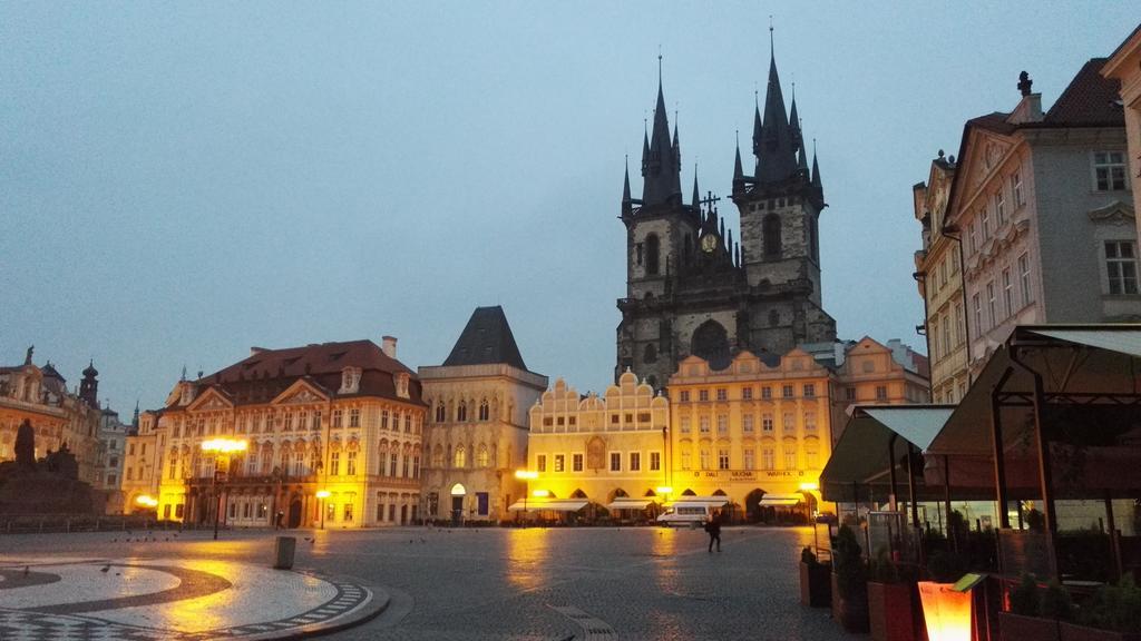 Charles IV Apartments Praha Bagian luar foto